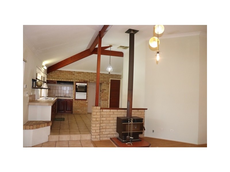 76 Farrington Road, Leeming WA 6149