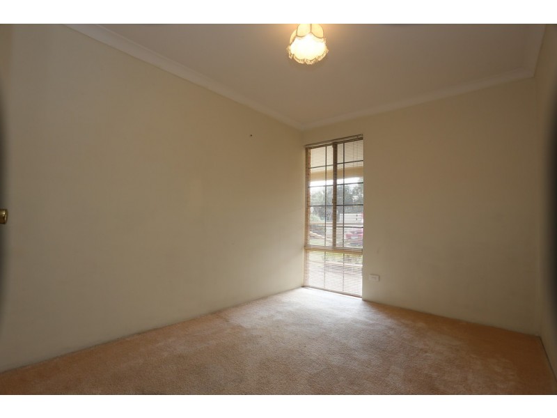 76 Farrington Road, Leeming WA 6149