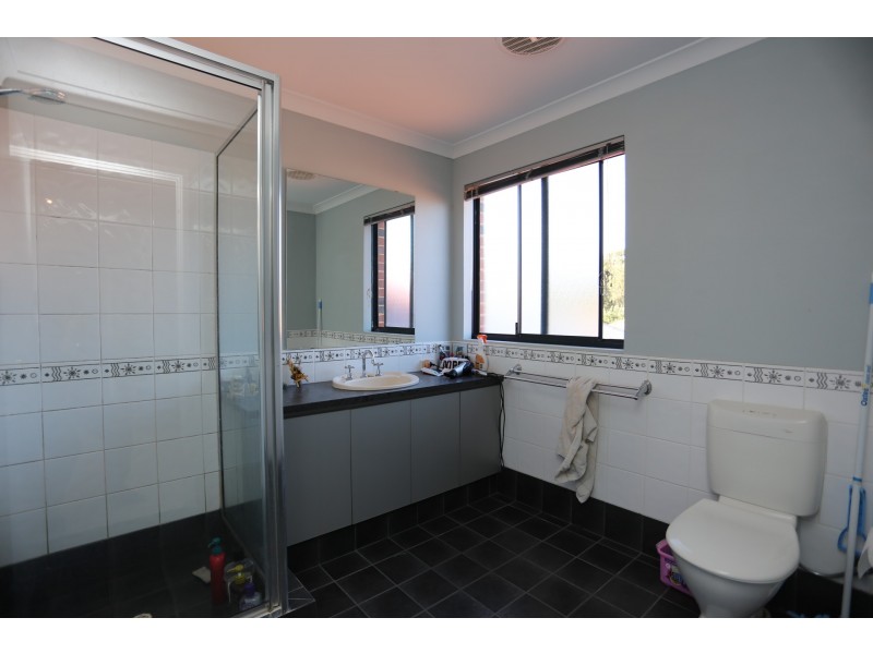 28 Ambleside way, Canning Vale WA 6155