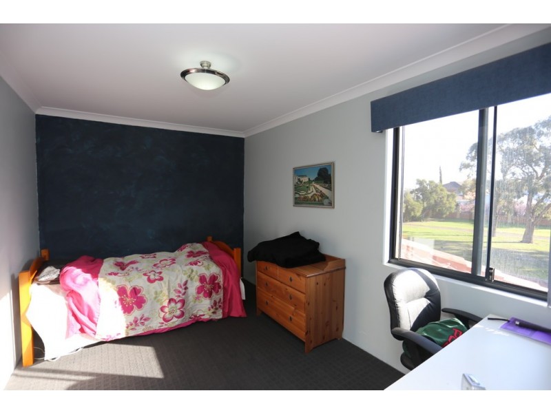 28 Ambleside way, Canning Vale WA 6155