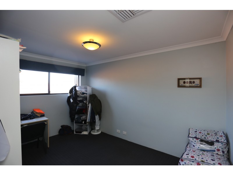 28 Ambleside way, Canning Vale WA 6155