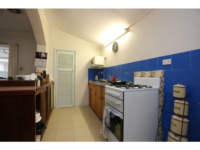 6 McManus Street, Wilson WA 6107