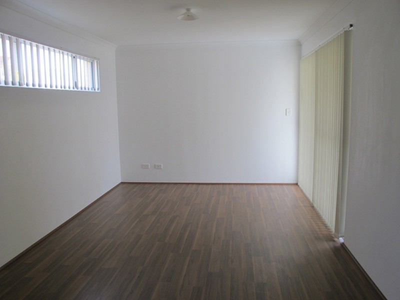 4/33 Gibbs Street, East Cannington WA 6107