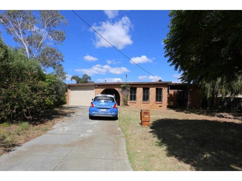 4 Clovelly Crescent, Lynwood WA 6147