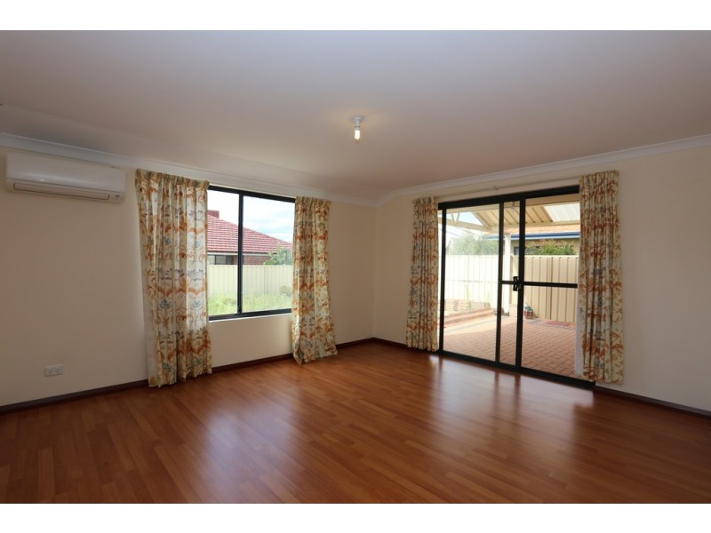 15 Diosma Way, Canning Vale WA 6155