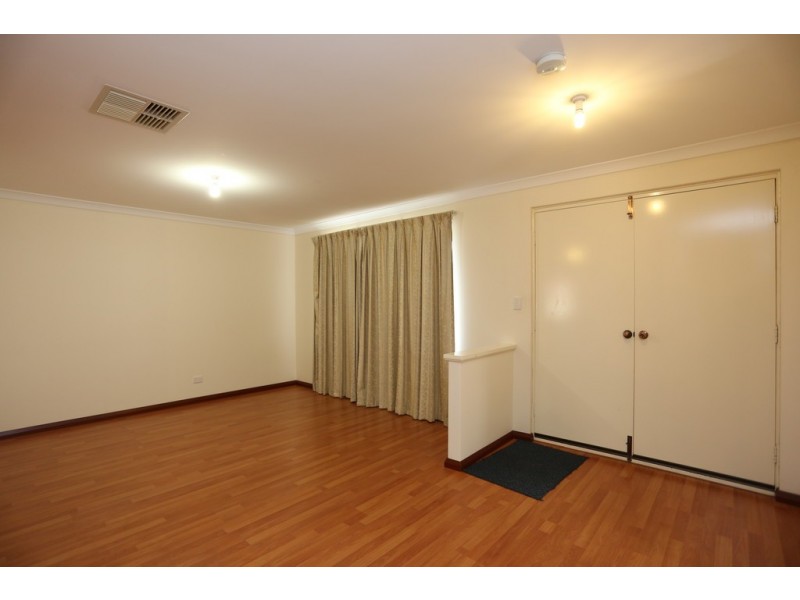 15 Diosma Way, Canning Vale WA 6155