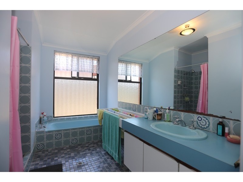 61 Burrendah Boulevard, Willetton WA 6155