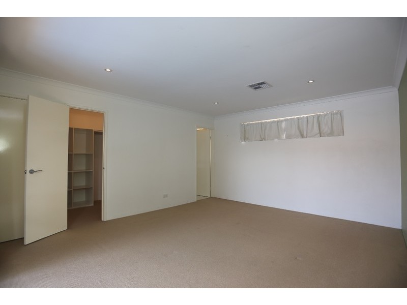 163 Vellgrove Avenue, Parkwood WA 6147