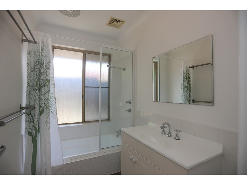 163 Vellgrove Avenue, Parkwood WA 6147