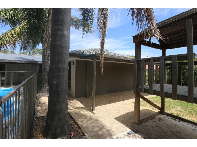 163 Vellgrove Avenue, Parkwood WA 6147