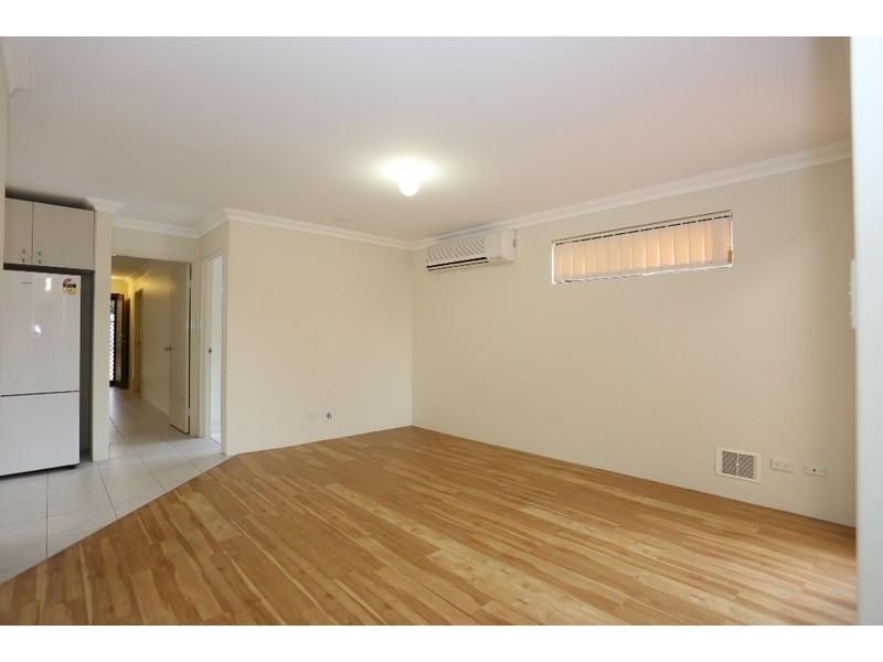 7/161 Sevenoaks Street, Cannington WA 6107