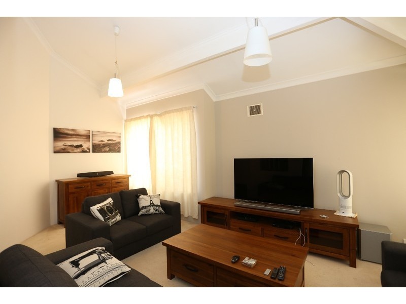 30 Andrews Road, Wilson WA 6107