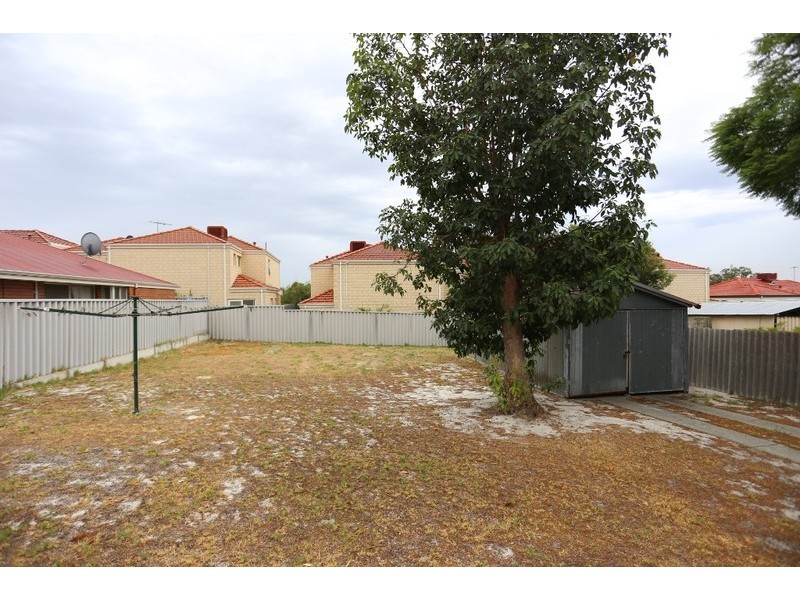 8 McKay Street, Bentley WA 6102