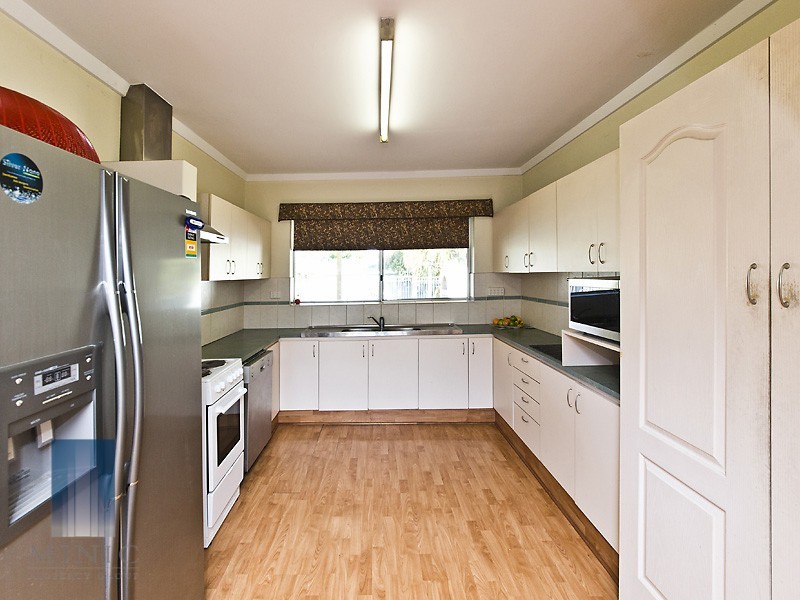 38 Alderley Square, Wilson WA 6107