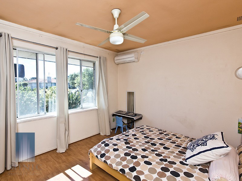 38 Alderley Square, Wilson WA 6107