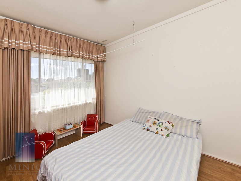 38 Alderley Square, Wilson WA 6107