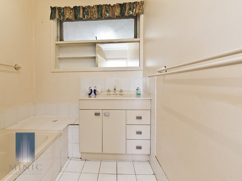 38 Alderley Square, Wilson WA 6107