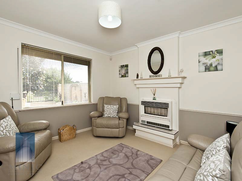 4 Hidcote Nook, Canning Vale WA 6155