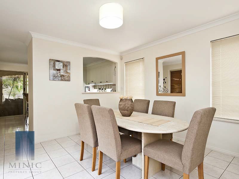 4 Hidcote Nook, Canning Vale WA 6155