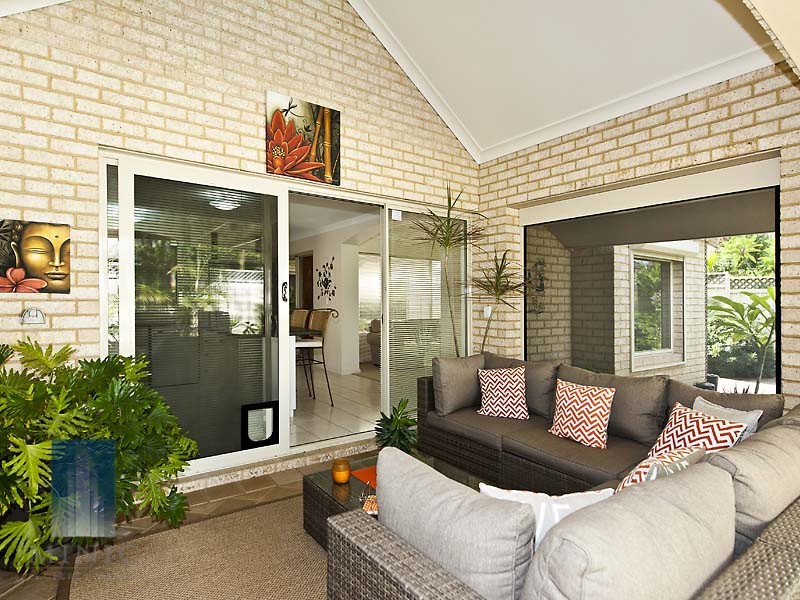 4 Hidcote Nook, Canning Vale WA 6155