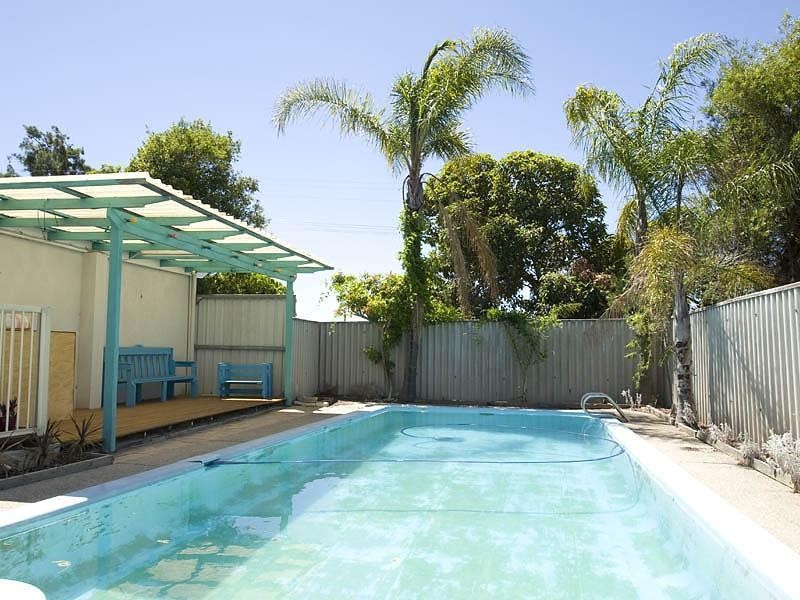 2 Bywood Way, Lynwood WA 6147