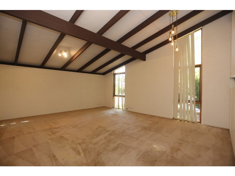 32 Ionic Street, Rossmoyne WA 6148
