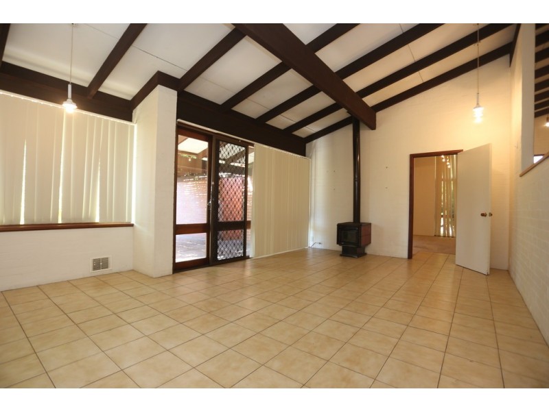 32 Ionic Street, Rossmoyne WA 6148