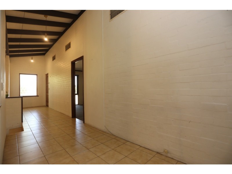 32 Ionic Street, Rossmoyne WA 6148