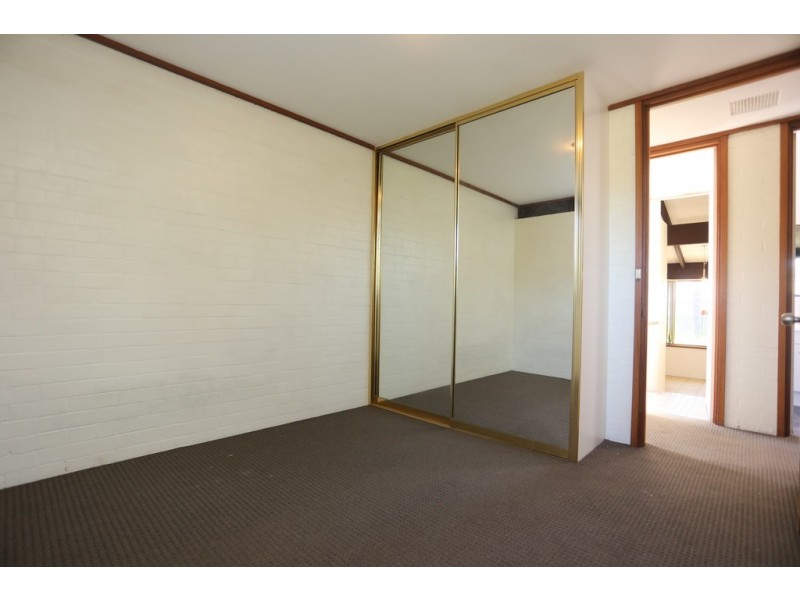 32 Ionic Street, Rossmoyne WA 6148