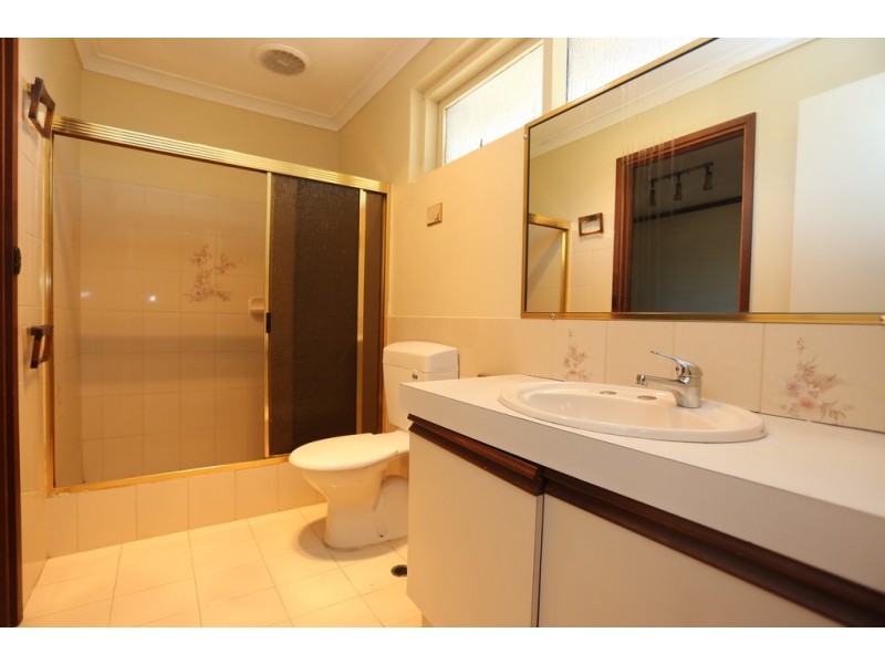 32 Ionic Street, Rossmoyne WA 6148