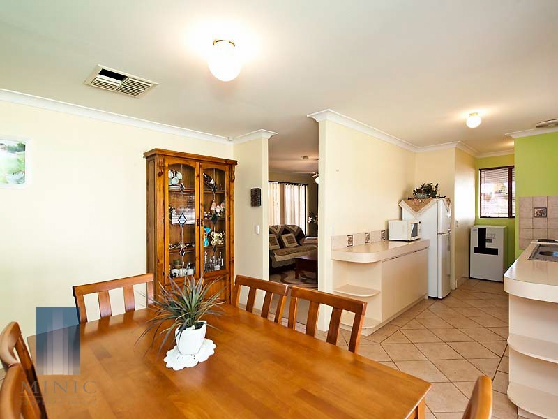 2 Finula Place, Parkwood WA 6147