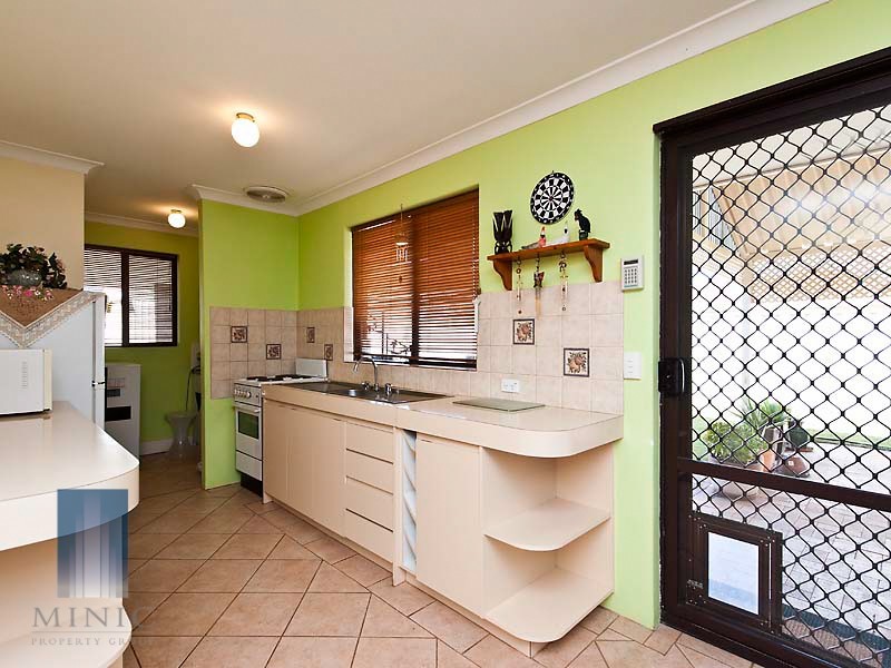 2 Finula Place, Parkwood WA 6147