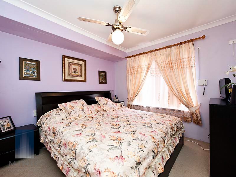 2 Finula Place, Parkwood WA 6147