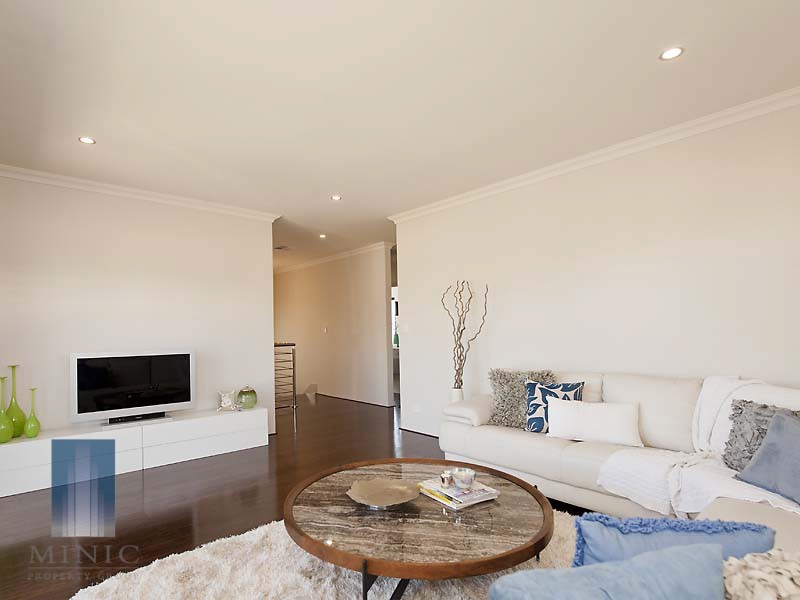 9 Cambria Link, North Coogee WA 6163