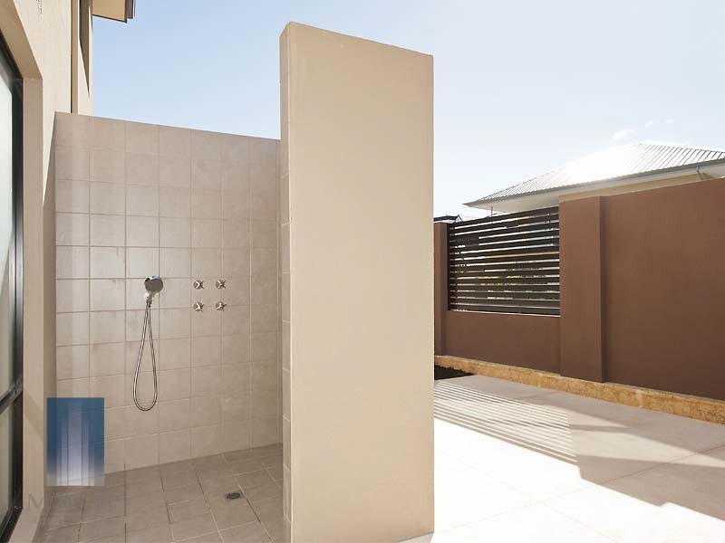 9 Cambria Link, North Coogee WA 6163