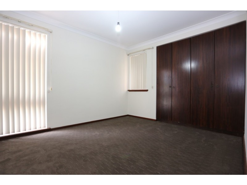 56 Periwinkle Way, Parkwood WA 6147