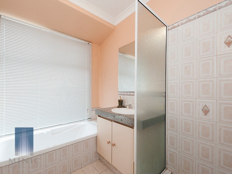 50 Daly Circle, Langford WA 6147