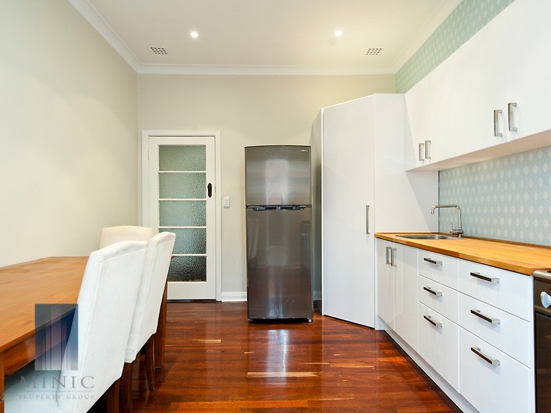 144 Samson Street, White Gum Valley WA 6162