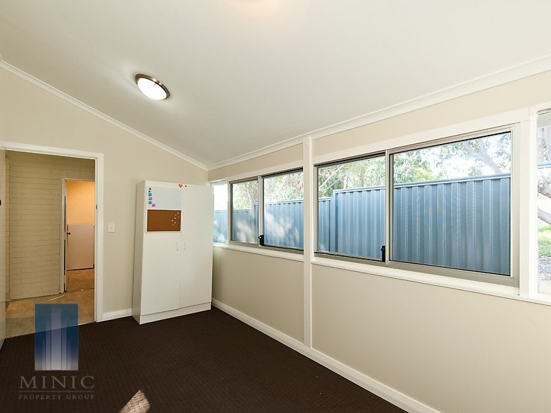 144 Samson Street, White Gum Valley WA 6162