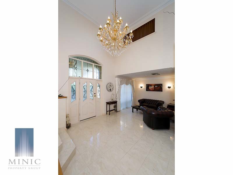 26B Rossmoyne Drive, Rossmoyne WA 6148