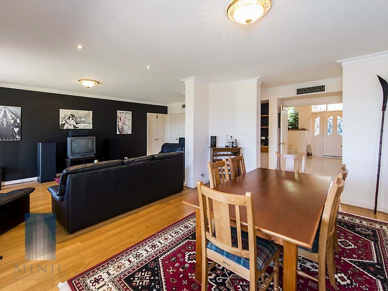 26B Rossmoyne Drive, Rossmoyne WA 6148