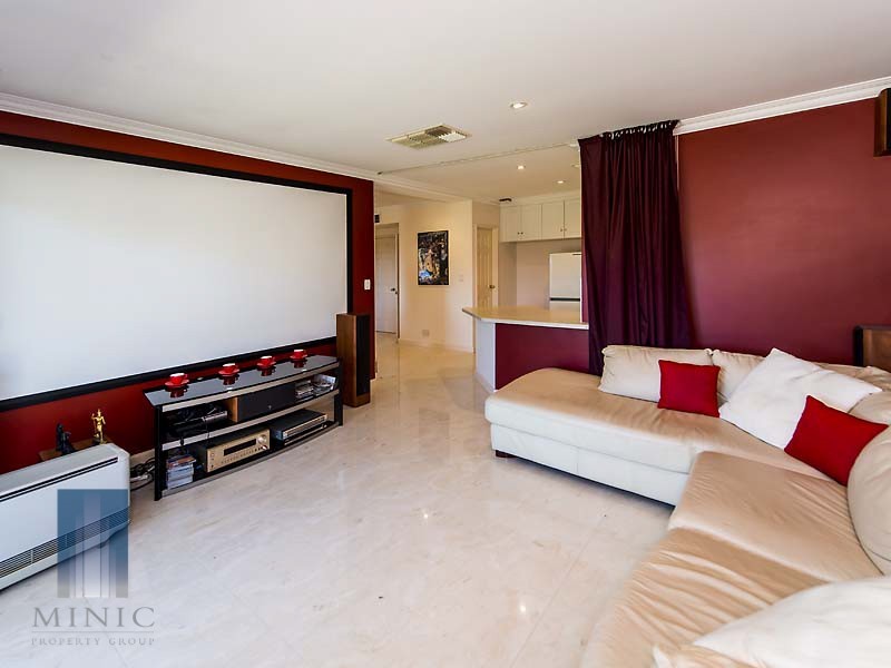 26B Rossmoyne Drive, Rossmoyne WA 6148