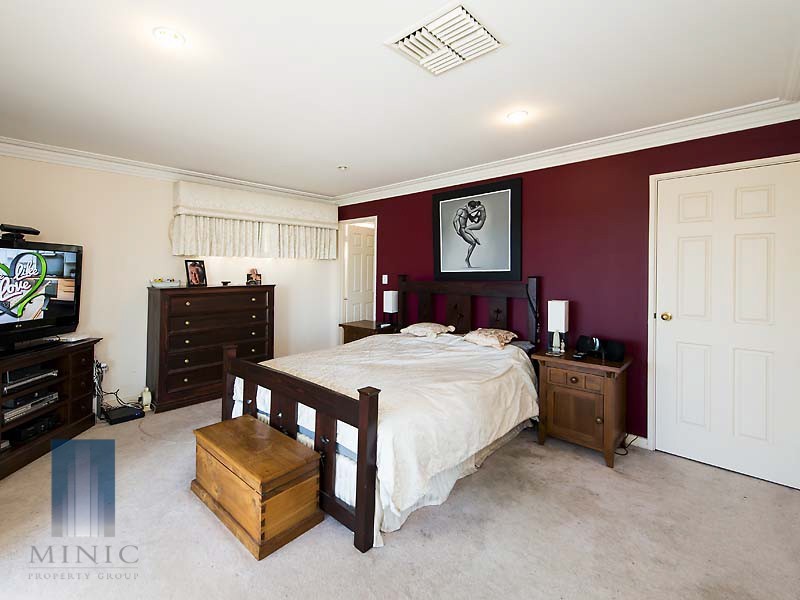 26B Rossmoyne Drive, Rossmoyne WA 6148