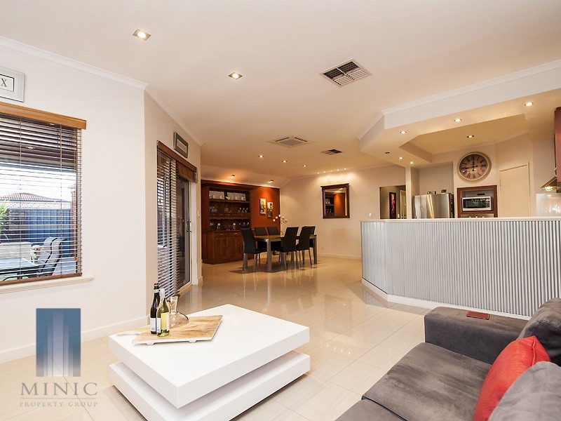 78A Parklands Square, Riverton WA 6148