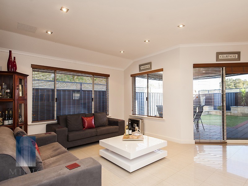 78A Parklands Square, Riverton WA 6148