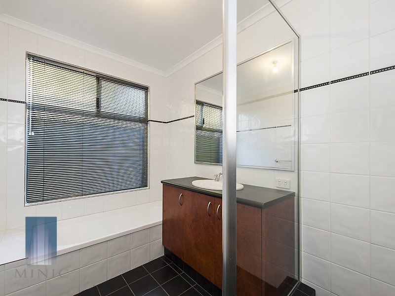 78A Parklands Square, Riverton WA 6148