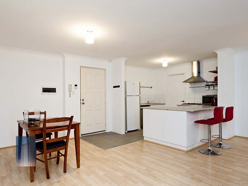 42/24 Burton Street, Cannington WA 6107