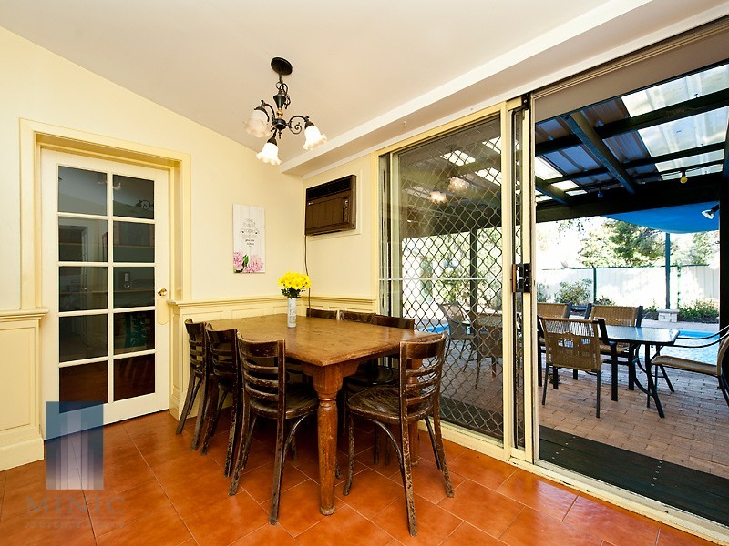 4 Grace Street, Ferndale WA 6148