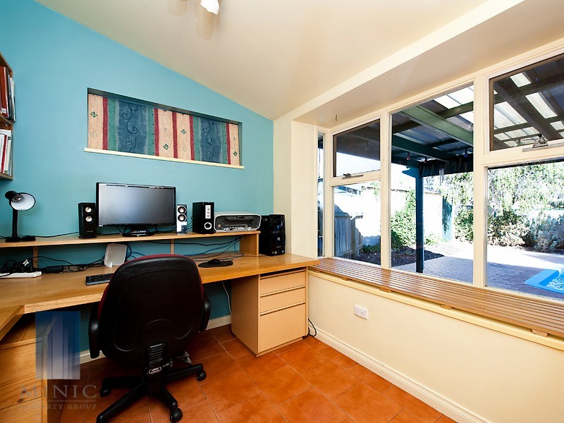 4 Grace Street, Ferndale WA 6148