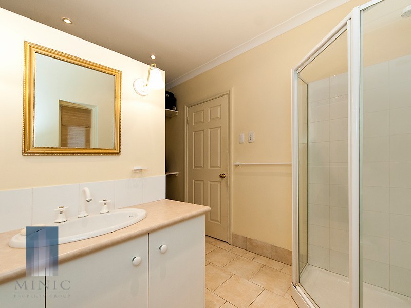 4 Grace Street, Ferndale WA 6148